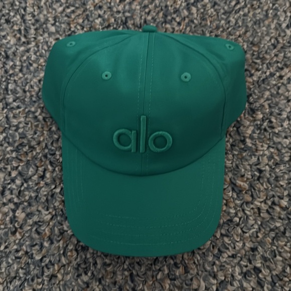 NWT ALO YOGA Off Duty Cap Spruce Green - Picture 3 of 5